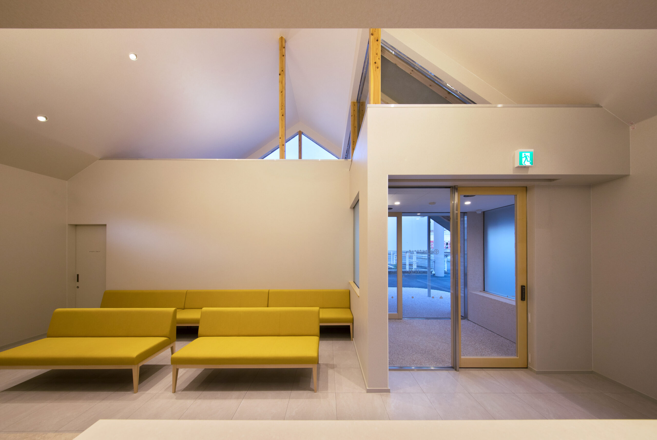 メインビジュアル02（PC）